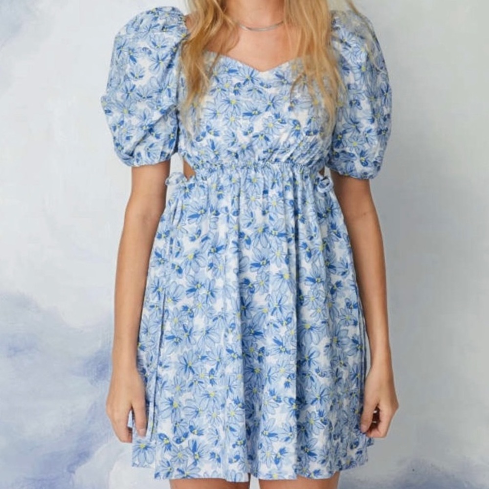 NWT Cider Floral Bubble Sleeve Mini Dress